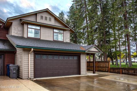 1013 Pine St, Sandpoint, ID 83864 photo 2