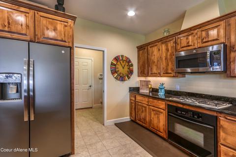 1013 Pine St, Sandpoint, ID 83864 photo 7