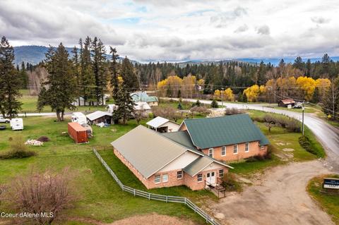 1024 Sagle Rd, Sagle, ID 83860 photo 1
