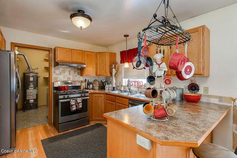 810 E 11th Ave, Post Falls, ID 83854 photo 4