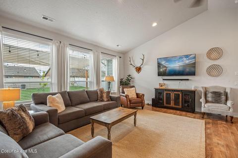 2554 N Viking Loop, Post Falls, ID 83854 photo 6