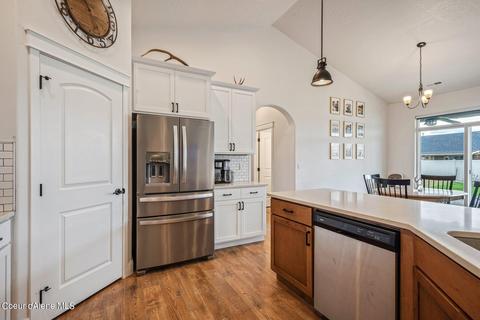 2554 N Viking Loop, Post Falls, ID 83854 photo 11