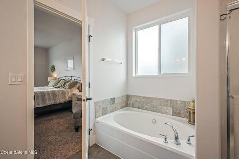 2554 N Viking Loop, Post Falls, ID 83854 photo 15