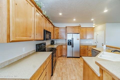 653 N Stephanie St, Post Falls, ID 83854 photo 5