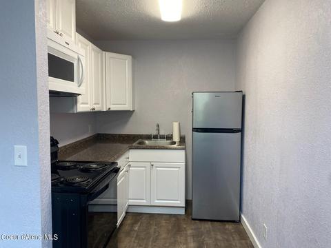 817 Upland Dr, Sandpoint, ID 83864 photo 9