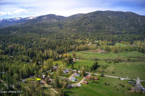 817 Upland Dr, Sandpoint, ID 83864 photo 4