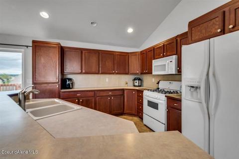 1347 E Stoneybrook Loop, Post Falls, ID 83854 photo 9