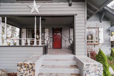 327 E Jackson Ave, Priest River, ID 83856 photo 2