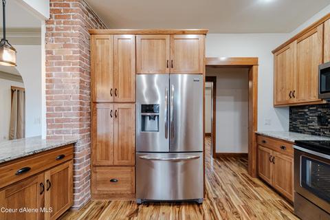 327 E Jackson Ave, Priest River, ID 83856 photo 10