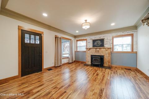 327 E Jackson Ave, Priest River, ID 83856 photo 3