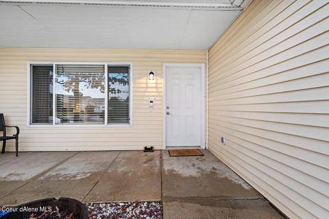 2804 E Knapp Cir, Post Falls, ID 83854 photo 2