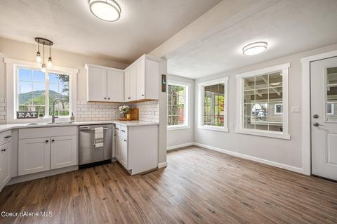 613 Mullan Ave, Osburn, ID 83849 photo 12