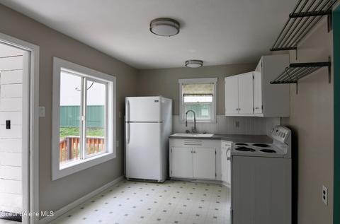 627 Seventh St, Mullan, ID 83846 photo 4