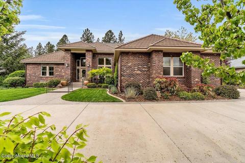 860 N Coles Loop, Post Falls, ID 83854 photo 1
