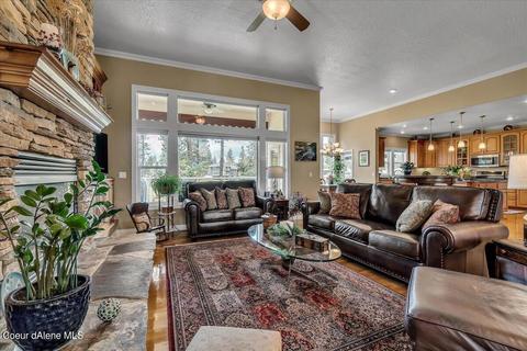 860 N Coles Loop, Post Falls, ID 83854 photo 11