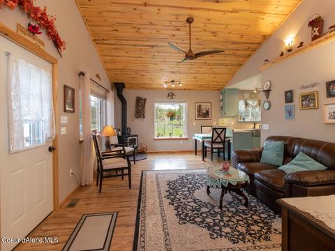 787 Mountain Meadows Rd, Naples, ID 83847 photo 19