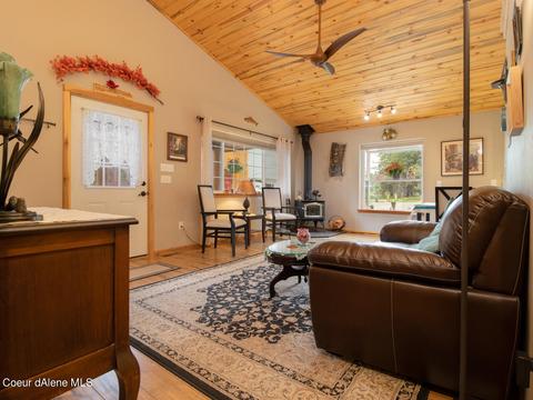 787 Mountain Meadows Rd, Naples, ID 83847 photo 24