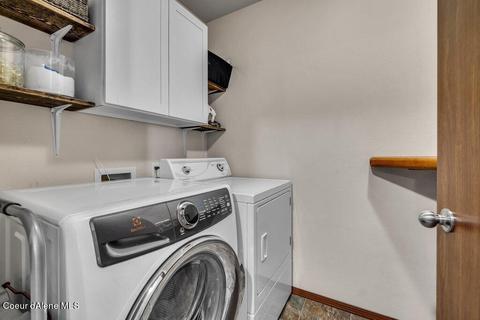 1883 E Warm Springs Ave, Post Falls, ID 83854 photo 23