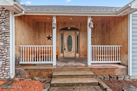 2 Brady Ln, Pinehurst, ID 83850 photo 4