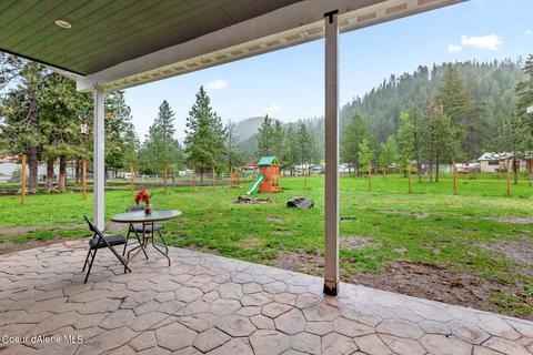 2 Brady Ln, Pinehurst, ID 83850 photo 6