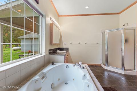 2 Brady Ln, Pinehurst, ID 83850 photo 16