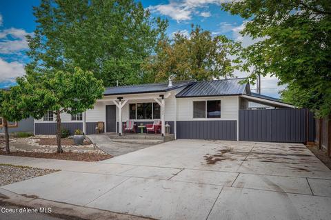 1322 Larch St, Sandpoint, ID 83864 photo 3