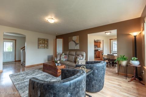 1945 E Decaro Loop, Post Falls, ID 83854 photo 12
