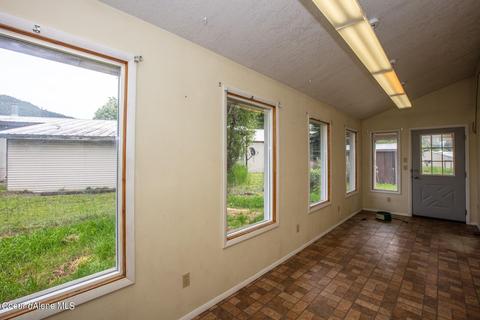 406 W 4th Ave, Clark Fork, ID 83811 photo 35