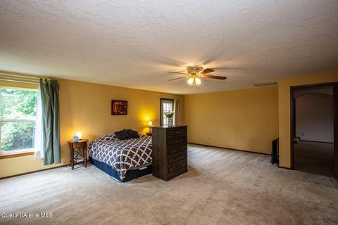 406 W 4th Ave, Clark Fork, ID 83811 photo 6