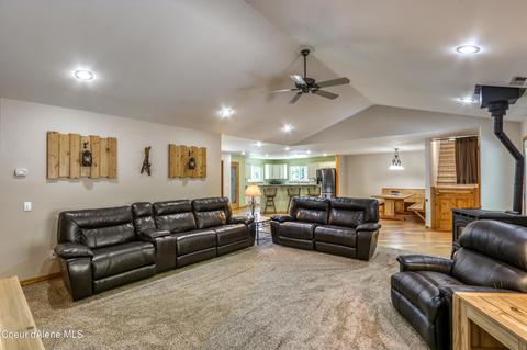 352 Scott Ln, Sandpoint, ID 83864 photo 11