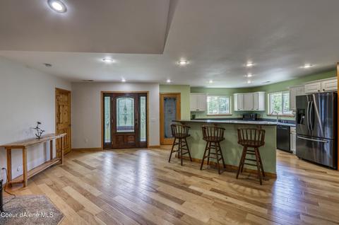 352 Scott Ln, Sandpoint, ID 83864 photo 9