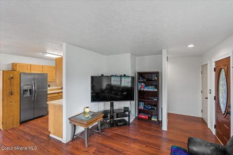 995 N Townsend Loop, Post Falls, ID 83854 photo 7