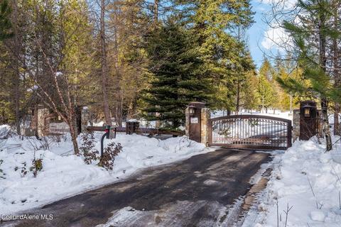 573 Deeter Dr, Priest River, ID 83856 photo 2