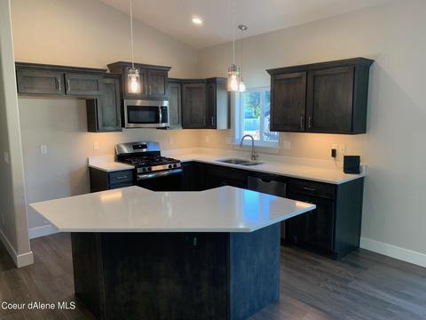 430 E Chestnut Ave, Osburn, ID 83849 photo 6