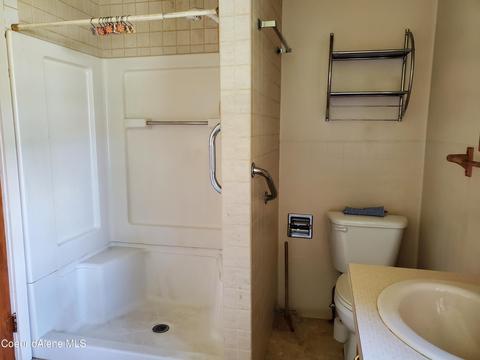 407 Lewiston Ave, Pinehurst, ID 83850 photo 9