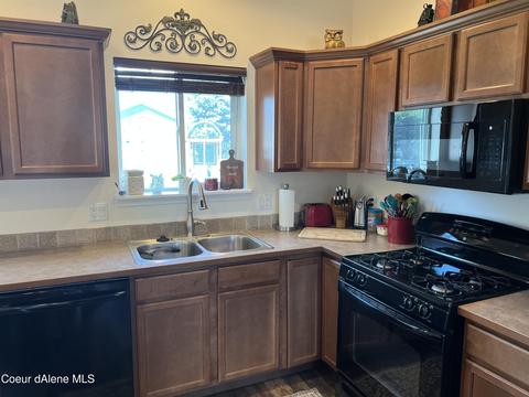 2399 E Knapp Dr, Post Falls, ID 83854 photo 13