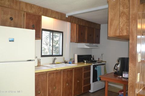 1215 Walnut St, Sandpoint, ID 83864 photo 3