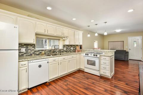 1315 Oak St, Sandpoint, ID 83864 photo 8
