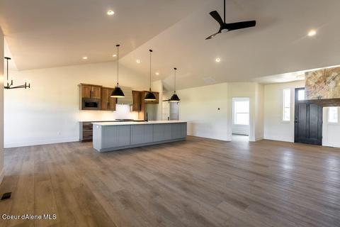 8133 W Splitrail Ave, Rathdrum, ID 83858 photo 10