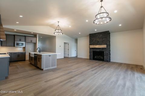 8150 W Splitrail, Rathdrum, ID 83858 photo 10