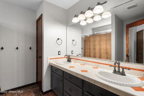 809 E Autumn Crest Loop, Post Falls, ID 83854 photo 8