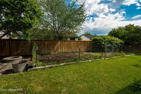 809 E Autumn Crest Loop, Post Falls, ID 83854 photo 24