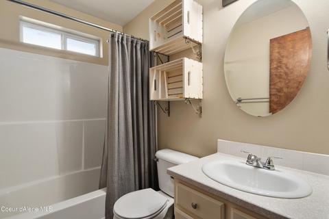 809 E Autumn Crest Loop, Post Falls, ID 83854 photo 12