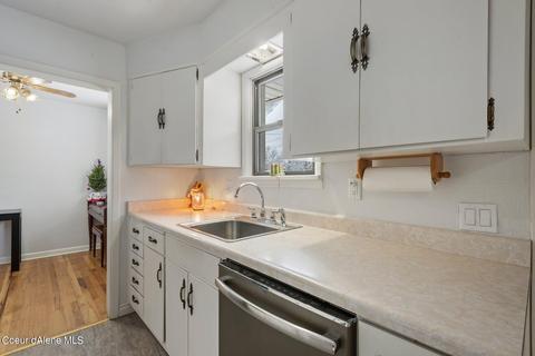 309 Second St, Pinehurst, ID 83850 photo 6