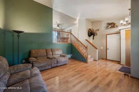 901 E Autumn Crest Loop, Post Falls, ID 83854 photo 5