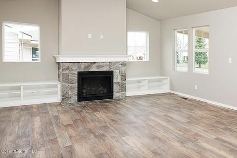 955 E Blair Ave, Post Falls, ID 83854 photo 2