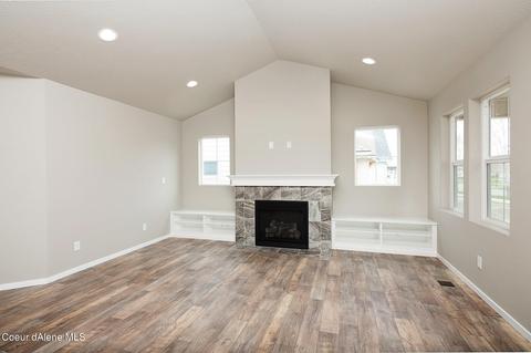 955 E Blair Ave, Post Falls, ID 83854 photo 1