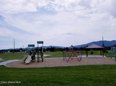 883 E Allenby Ct, Post Falls, ID 83854 photo 3