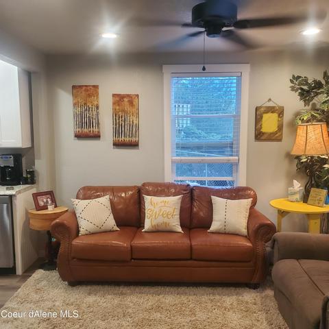 104 W Elder Ave, Kellogg, ID 83837 photo 2