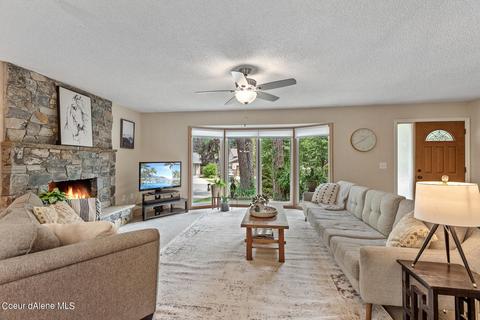 204 S Cedar St, Post Falls, ID 83854 photo 4